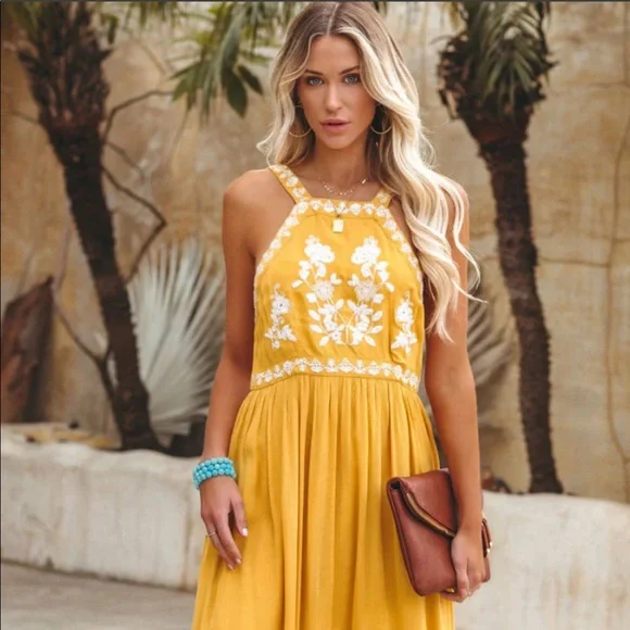 VICI CLUB TROPICANA EMBROIDERED MAXI DRESS - Picture 6 of 7